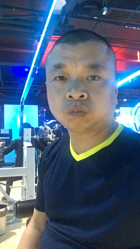 奋斗的第一张照片--仙游交友网