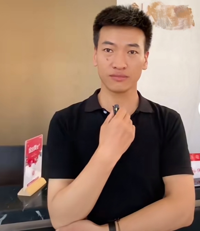 一杯梁白开的第一张照片--仙游交友网